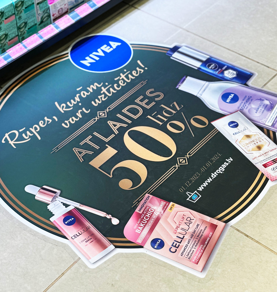 Living wallpaper design in Dubai